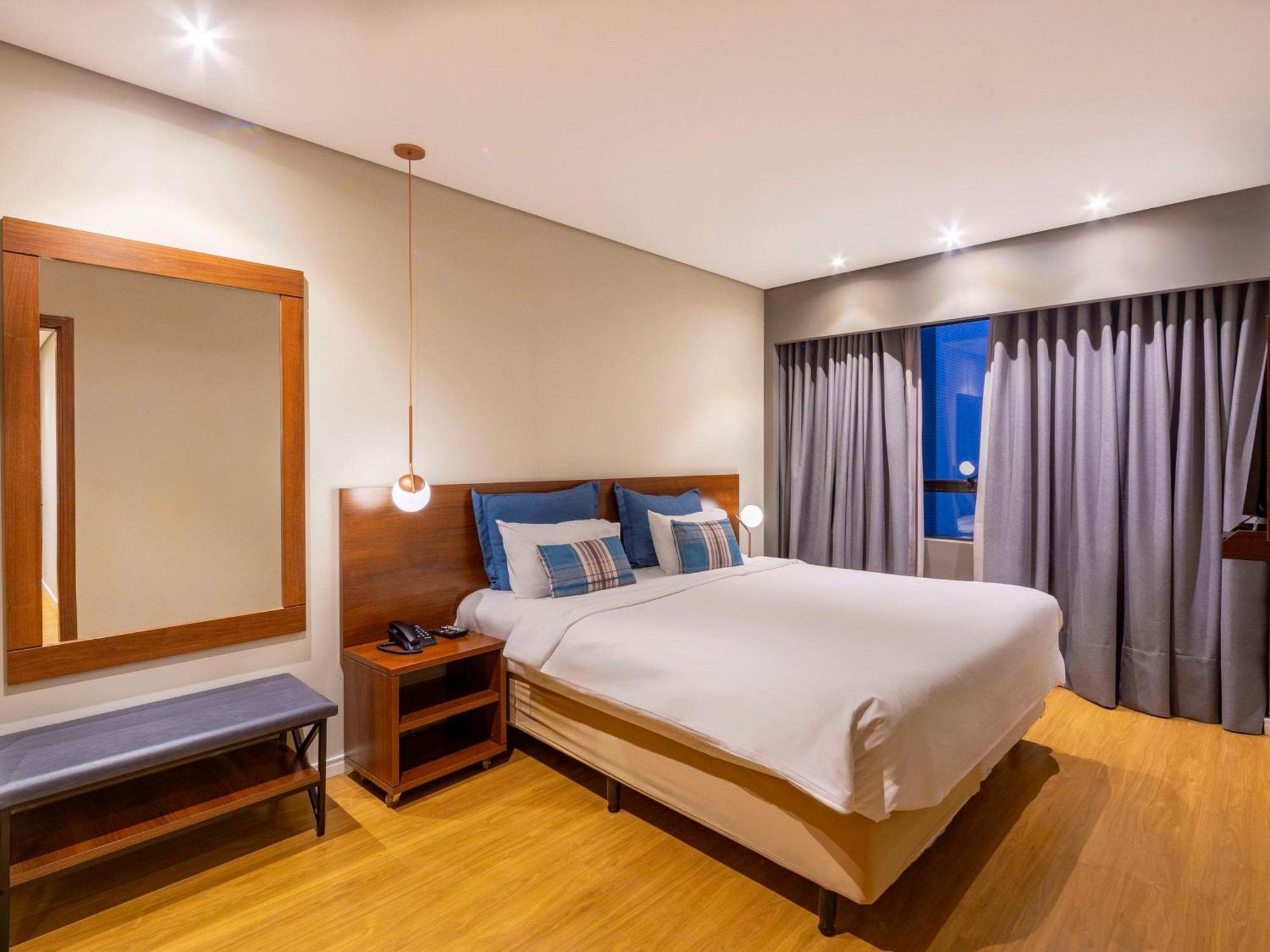 Mercure Curitiba Golden Экстерьер фото