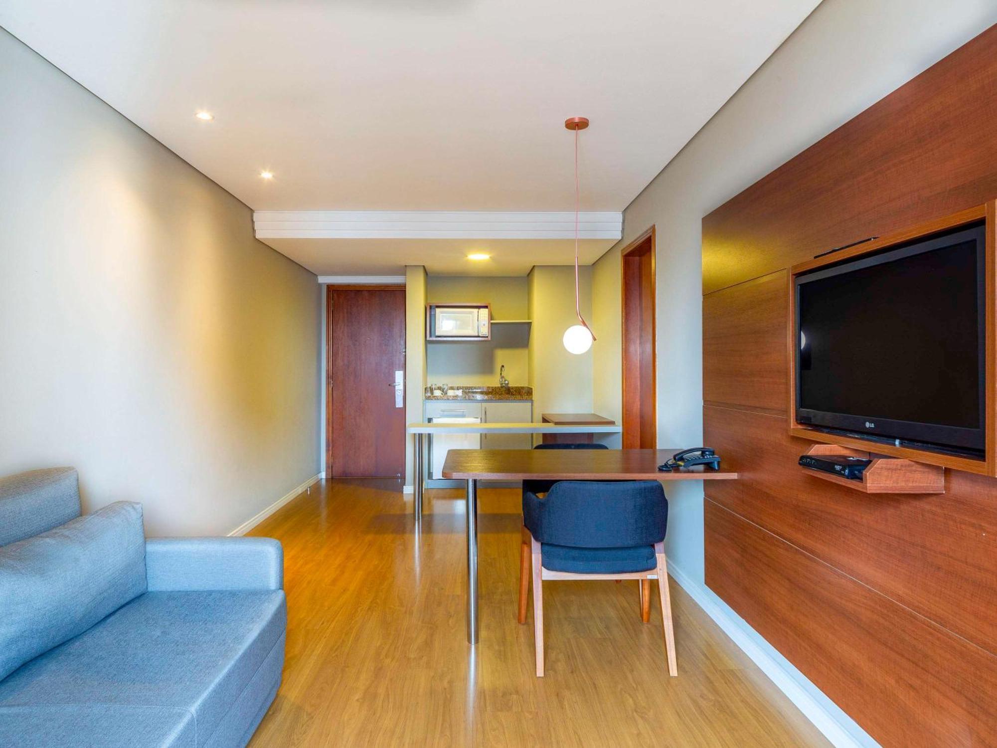 Mercure Curitiba Golden Экстерьер фото