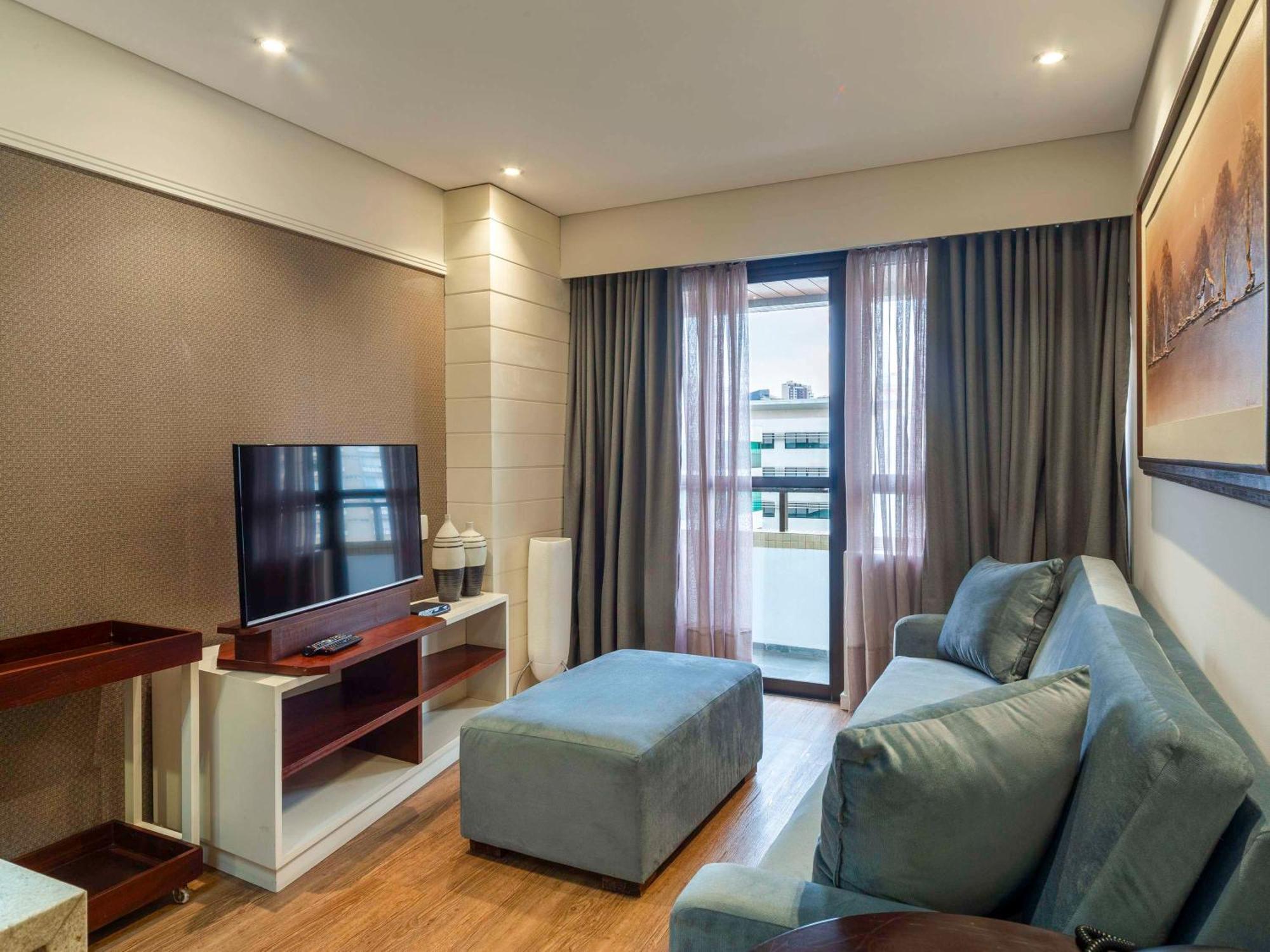 Mercure Curitiba Golden Экстерьер фото