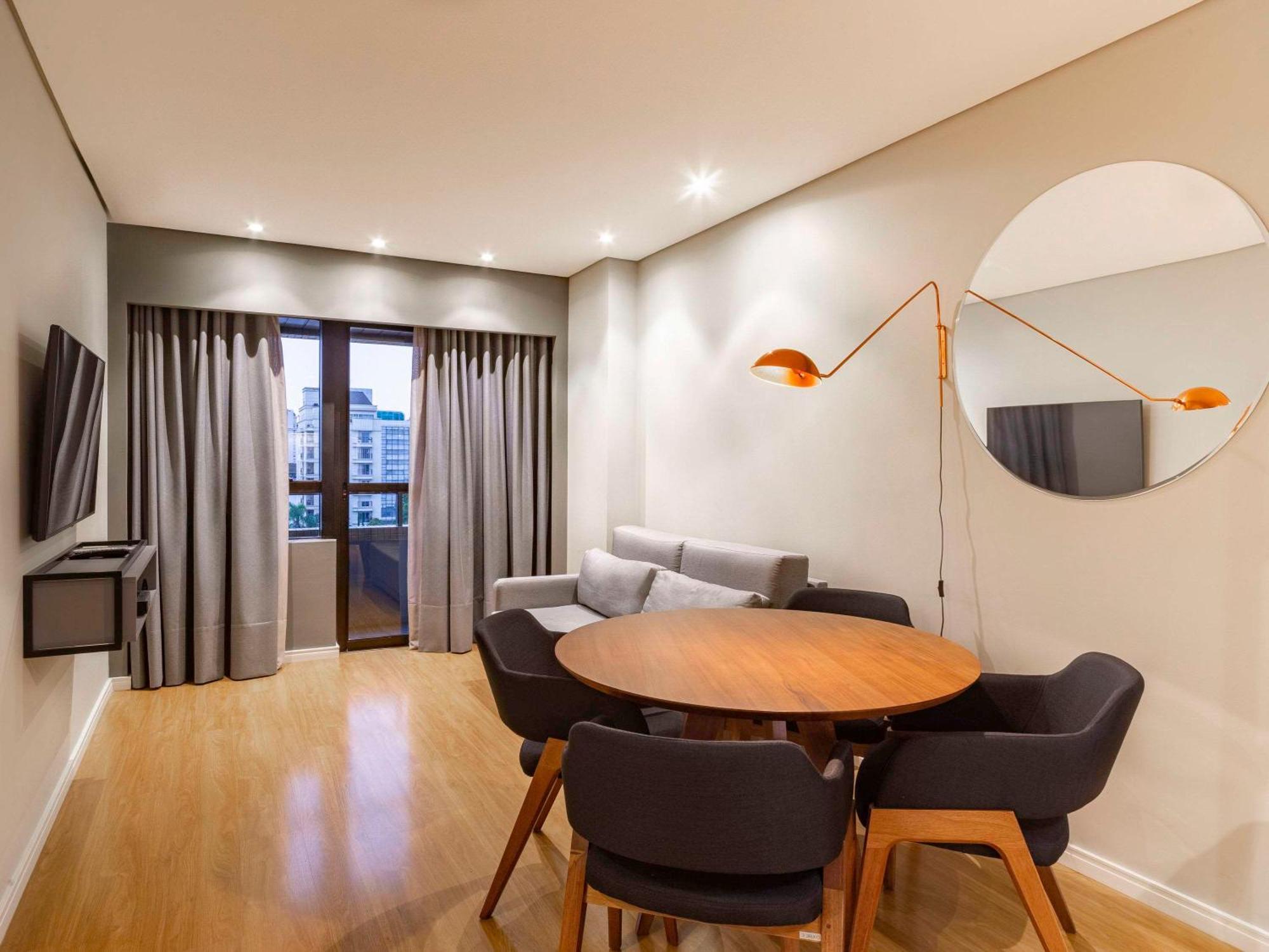 Mercure Curitiba Golden Экстерьер фото