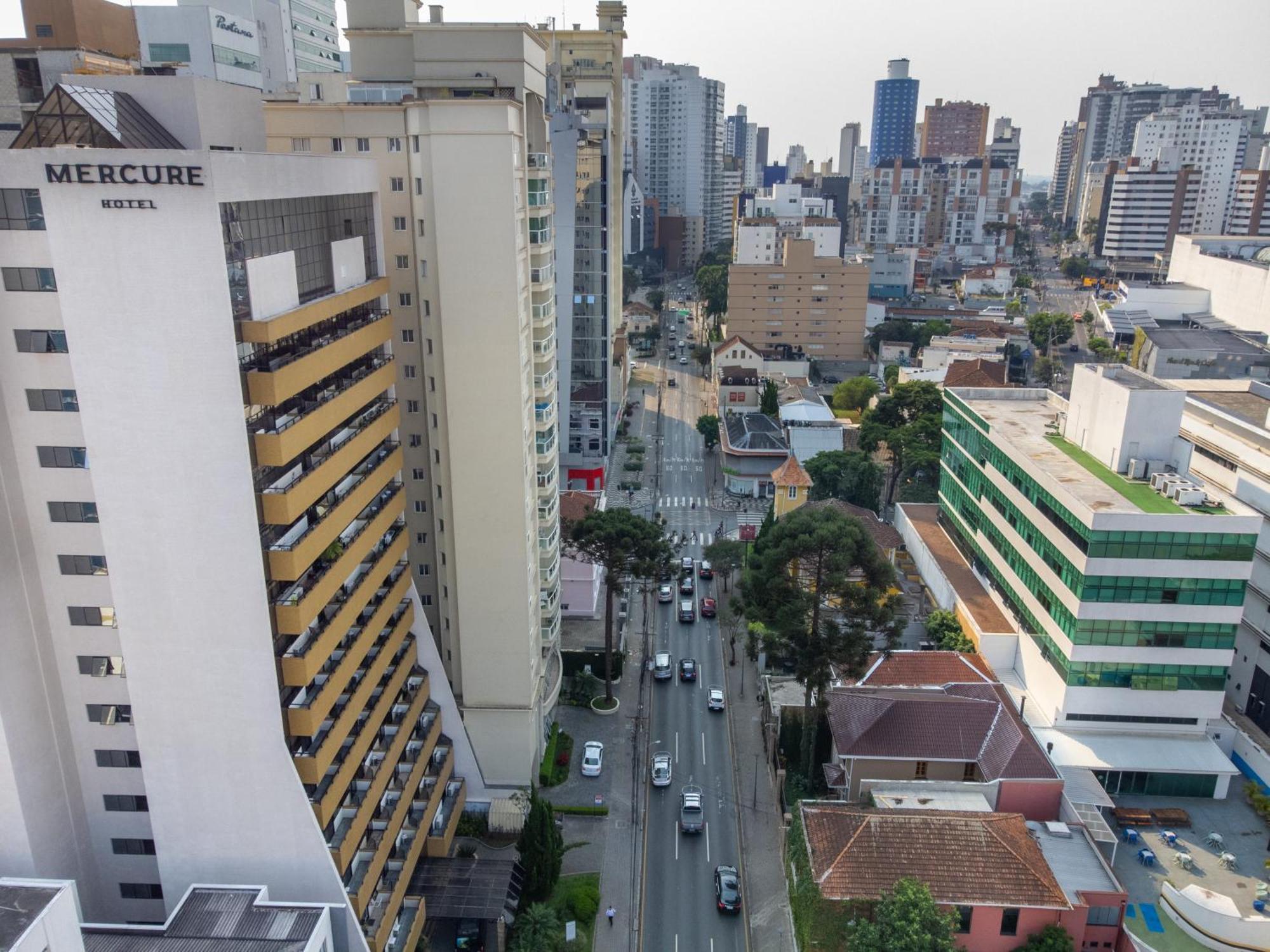 Mercure Curitiba Golden Экстерьер фото